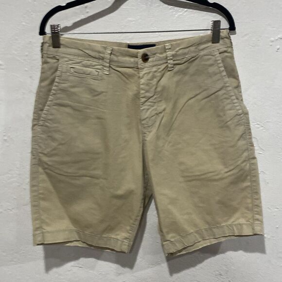 NWT American Eagle Next Level Flex Khaki Shorts size 30 inseam 8 - Picture 1 of 7